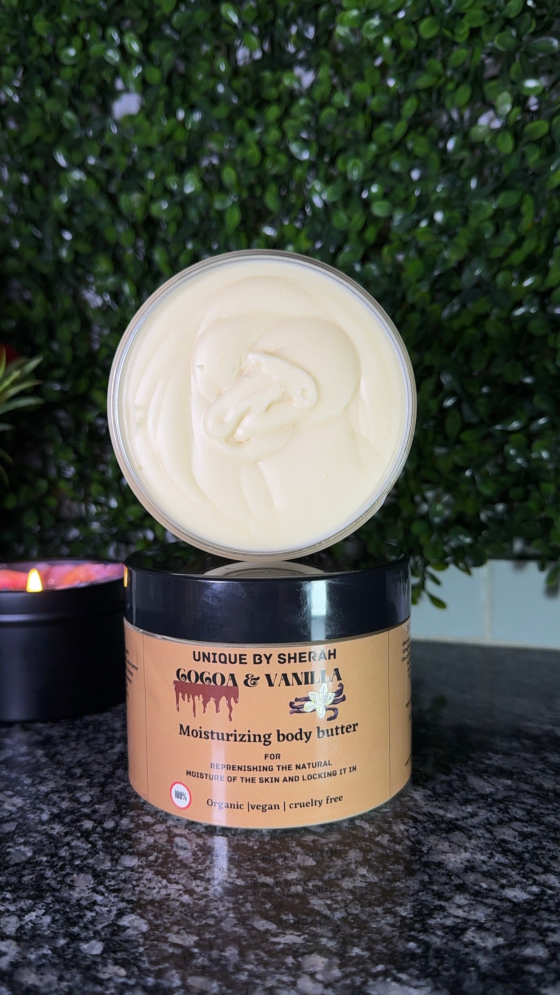 COCOA & VANILLA MOISTURIZING BODY BUTTER-320g