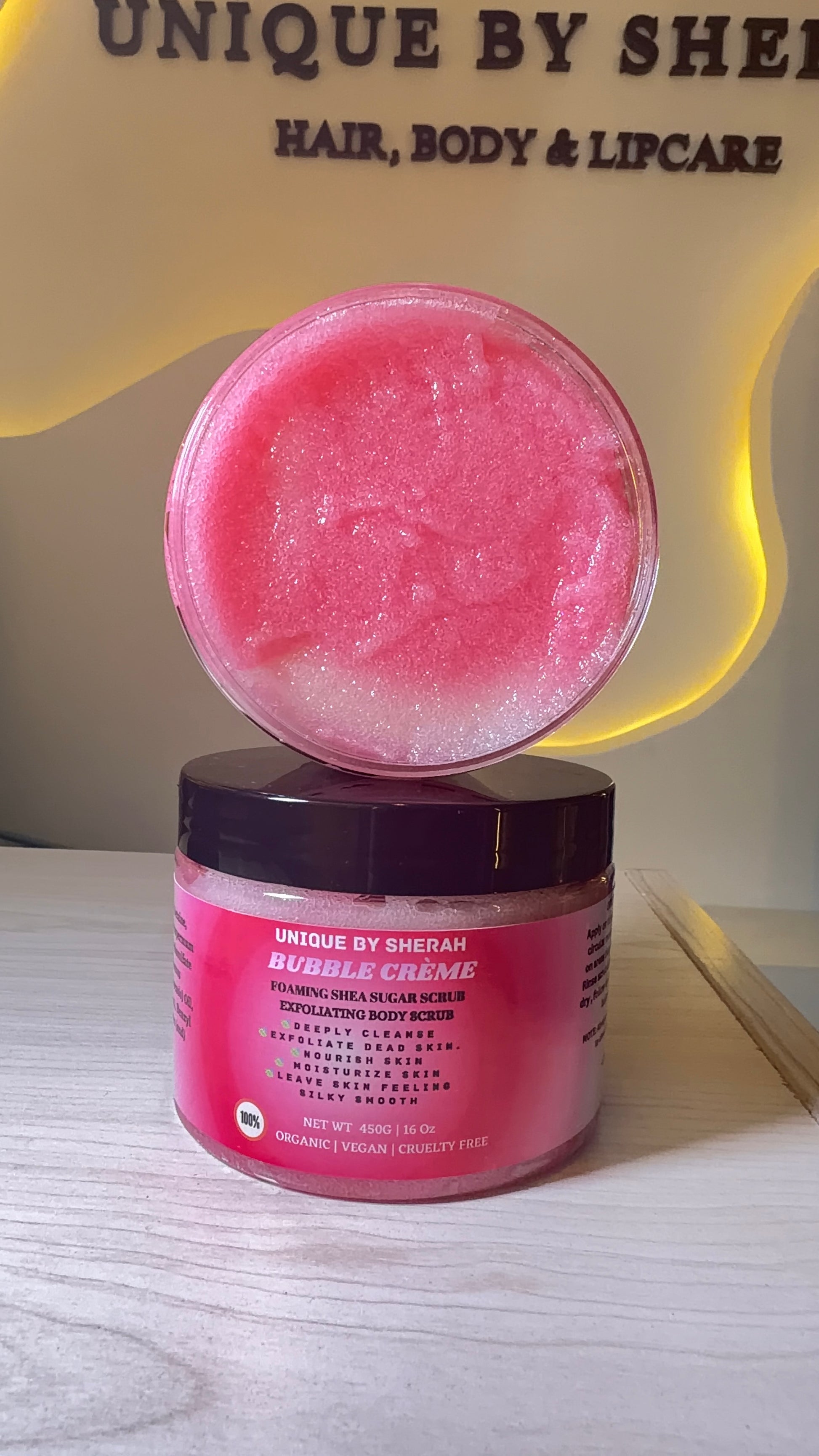 BUBBLE CRÈME EXFOLIATING SCRUB