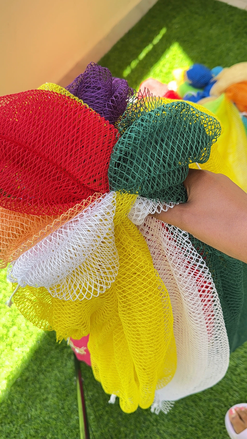 Smooth stretch bath net